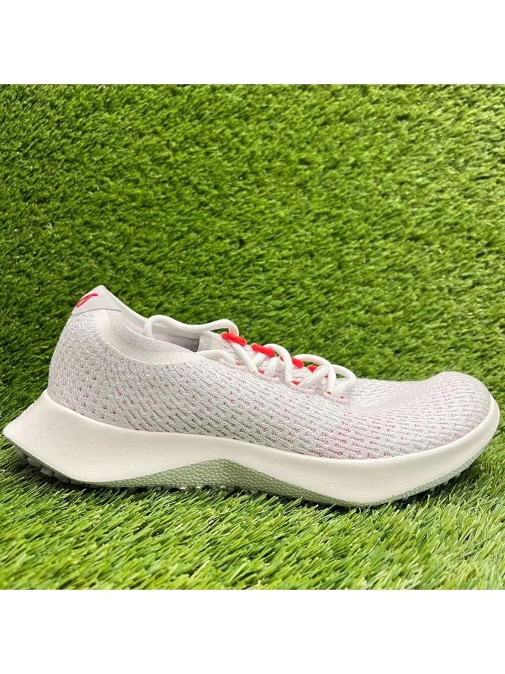 Allbirds Tree Dasher 2 Womens Size 9 White Red Athletic Running Shoes Sneakers